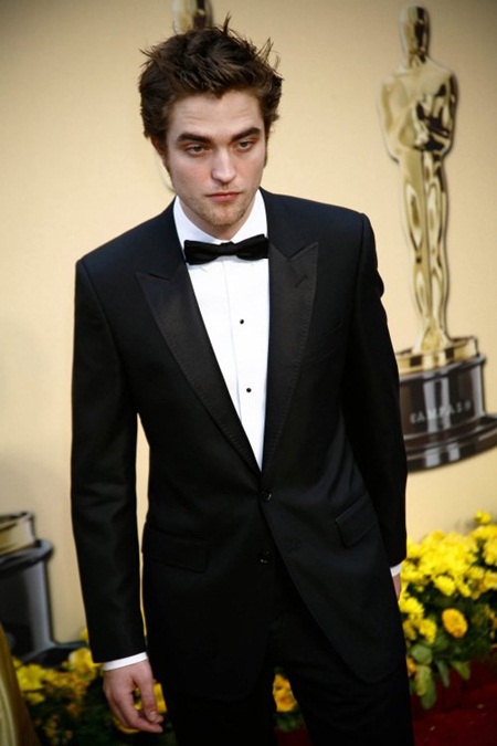 10. Robert Pattinson