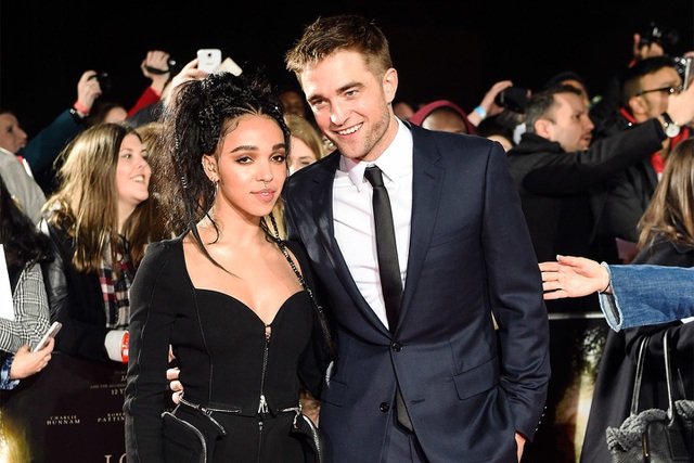  Robert Pattinson và FKA twigs chia tay trong êm thấm và từ chối chia sẻ lý do tình yêu tan vỡ 