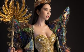 Huỳnh Vy khoe trang phục truyền thống ấn tượng trong cuộc thi Miss Tourism Queen Worldwide 2018