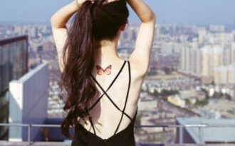 Bi hài chuyện trả quà, đốt áo đôi sau chia tay