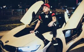 “Soái ca Đà Nẵng”: “Tôi chỉ là hạt cát trên sa mạc”