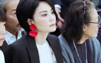 Vương Phi trẻ đẹp và sành điệu tại tuần lễ thời trang Paris