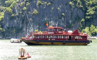 Ngất xỉu với vụ “chặt chém” 2,5 triệu đồng cho một con ốc!