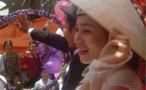 Đám cưới rước dâu bằng xe ngựa kéo độc đáo ở Hà Tĩnh