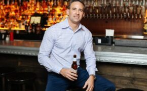 Tiết lộ phũ phàng của vị giám đốc từng hẹn hò với 20 hot girl