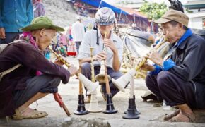 Đàn ông đi chợ