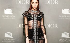 Người mẫu chuyển giới nổi bật tại tuần lễ thời trang Paris