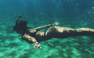 Thân hình quyến rũ của thiên thần nội y trẻ nhất