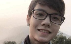 Chàng trai 22 tuổi khổ sở vì gương mặt… xinh gái