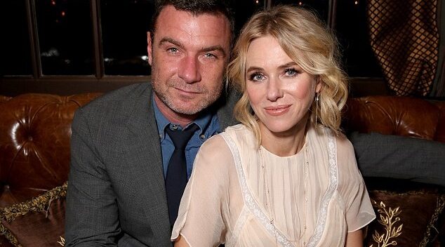 Naomi Watts: Hậu chia tay vẫn làm bạn thân với người cũ