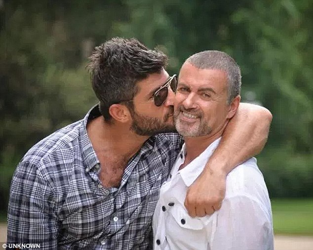  George Michael và bạn trai - Fadi Fawaz đã có 4 năm bên nhau. 