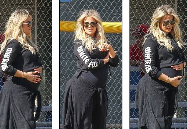  Khloe Kardashian không tiết lộ giới tính em bé trong bụng 