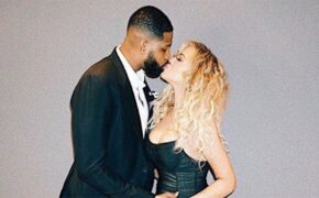 Khloe đặt tên con là “Sự Thật”