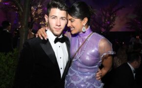 Priyanka Chopra hạnh phúc nắm tay chồng kém 10 tuổi đi ăn tối