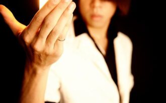 Thế giới ảo thuật – 02: Lấy đồ từ… không khí