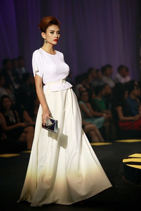 Đẹp Fashion Show: Từ sàn diễn đến cuộc sống