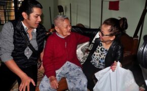 Kasim Hoàng Vũ, nghệ sĩ Kim Cương đi làm từ thiện dịp cuối năm