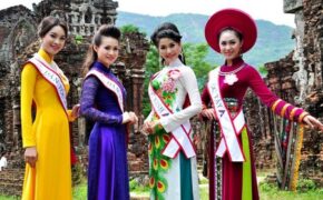 Thí sinh hoa hậu các Dân tộc Việt Nam quảng bá Thánh địa Mỹ Sơn