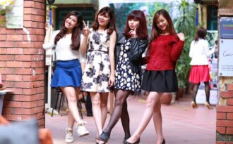 Dàn mẫu Hà thành tụ hội