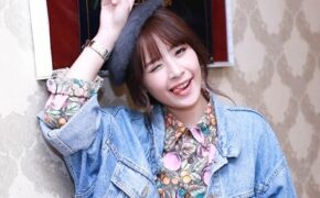 Chi Pu nắm tay Gil Lê hát “My Everything”  trong ngày sinh nhật muộn