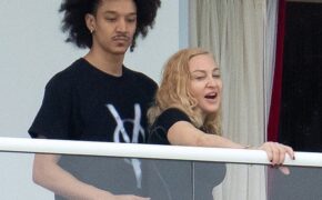 Madonna giành được thiện cảm của bố mẹ bạn trai kém tuổi