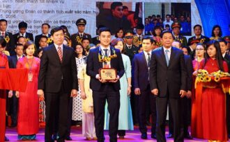 Tuyên dương 124 Đảng viên trẻ xuất sắc tiêu biểu Thủ đô năm 2016