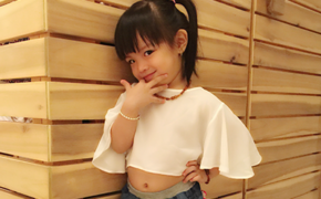 Bộ ảnh đáng yêu của mẫu nhí chưa đầy 3 tuổi