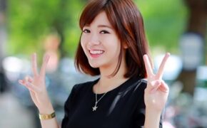 Hot girl fan MU hội ngộ cùng dàn sao trẻ Hà thành