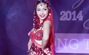 Ngắm vũ điệu bellydance cuốn hút của thiếu nữ tuổi 16