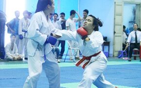 Sinh viên miền Bắc tranh tài võ Karatedo