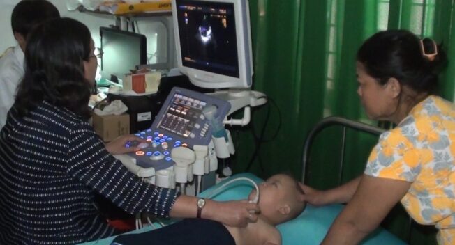 Hơn 1000 trẻ em được khám, tầm soát và điều trị bệnh tim miễn phí