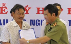 11 ngư dân được ký hợp đồng đóng tàu vỏ thép