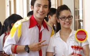 Nhật Kim Anh “ăn rơ” với Chí Thiện trong Về Trường