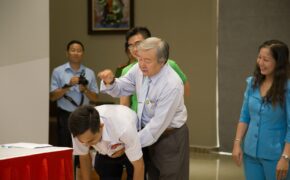 Từ chương trình nhân văn đến nụ cười hạnh phúc của người giúp việc