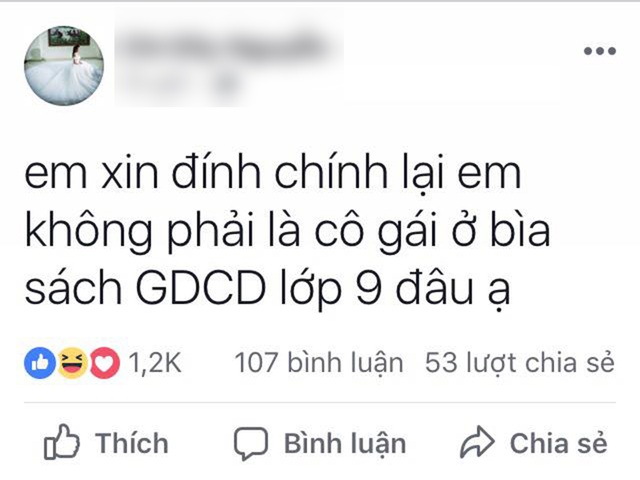  Kim Chi khẳng định mình không phải học sinh trên bìa sách và buộc phải đính chính trên trang cá nhân để tránh những bình luận không phù hợp 