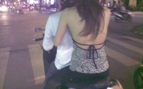 “Muối mặt” vì bạn gái vô duyên