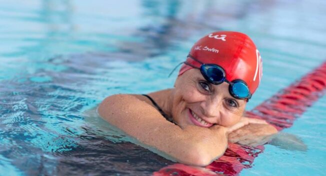 “Bí mật” đằng sau thành công của nhà vô địch bơi lội tuổi 65