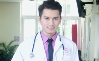 Bác sĩ 9X điển trai chọn chuyên khoa hiếm muộn làm sự nghiệp