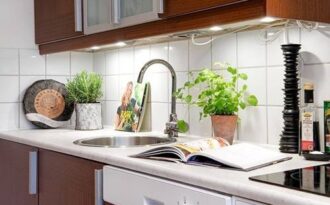 Bài trí bếp và chậu rửa hợp phong thủy