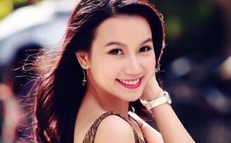 Ngắm cô giáo xinh đẹp của ĐH Sư phạm Nghệ thuật Trung ương