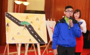 Cùng cười với tranh đoạt giải màu sắc vui nhộn