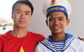 Thương người giữ biển