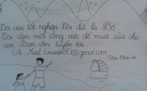 Cầm biển xin việc giữa đường, có gì nhục nhã?