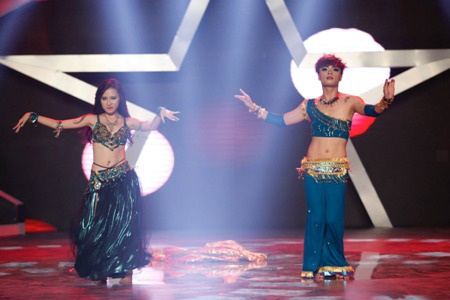 Belly dance của nhóm Minh Phượng - Cao Hiếu