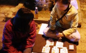 Đua nhau…bói đường công danh