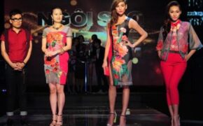 Dàn “chân dài” xuất hiện cùng hương thơm tràn ngập trên sàn diễn