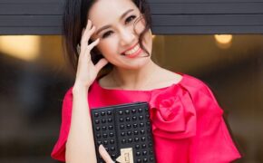 Khoảnh khắc đời thường đầy quyến rũ của BTV Hoài Anh