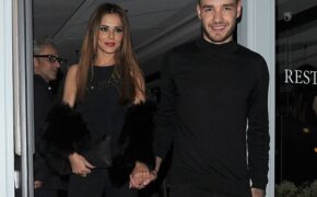 Cheryl Cole hạnh phúc bên bồ trẻ kém 10 tuổi