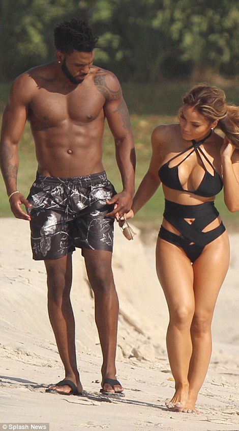  Jason Derulo và Daphne Joy mới hẹn hò được ít tháng 