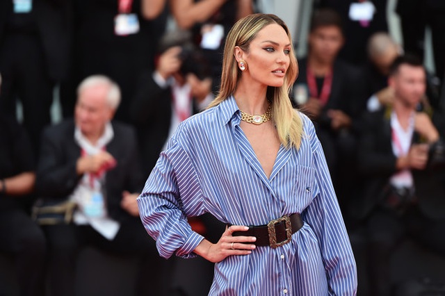 Candice Swanepoel mặc áo quên quần dự LHP Venice - 2